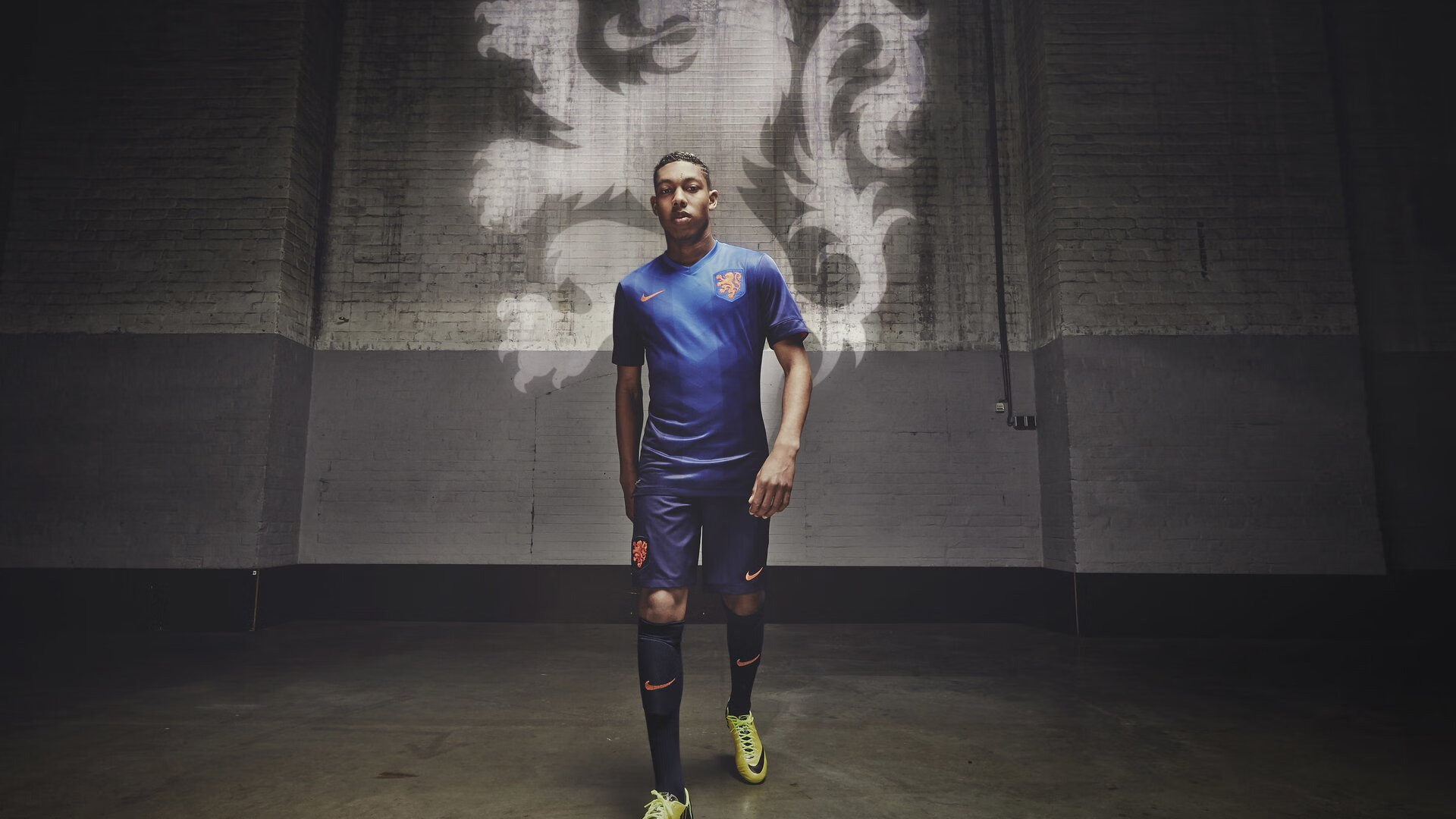 枫叶队进攻配合默契,轻松取胜对手,枫叶团队